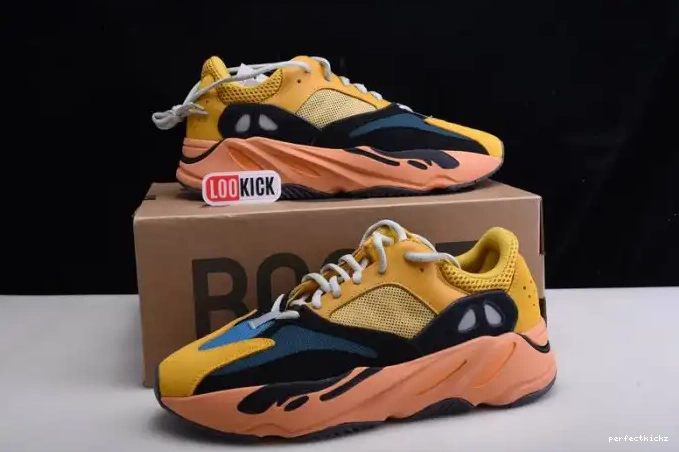 WAVE YELLOW NEW YEEZY ADIDAS GZ6984 BOOST COLORWAY SUN RUNNER 700 0701